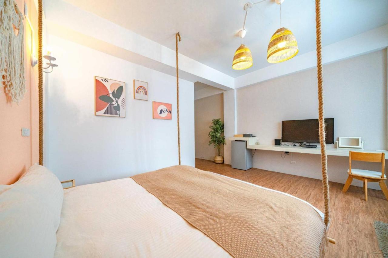 Hotel 輕森嶼 Tainan Esterno foto