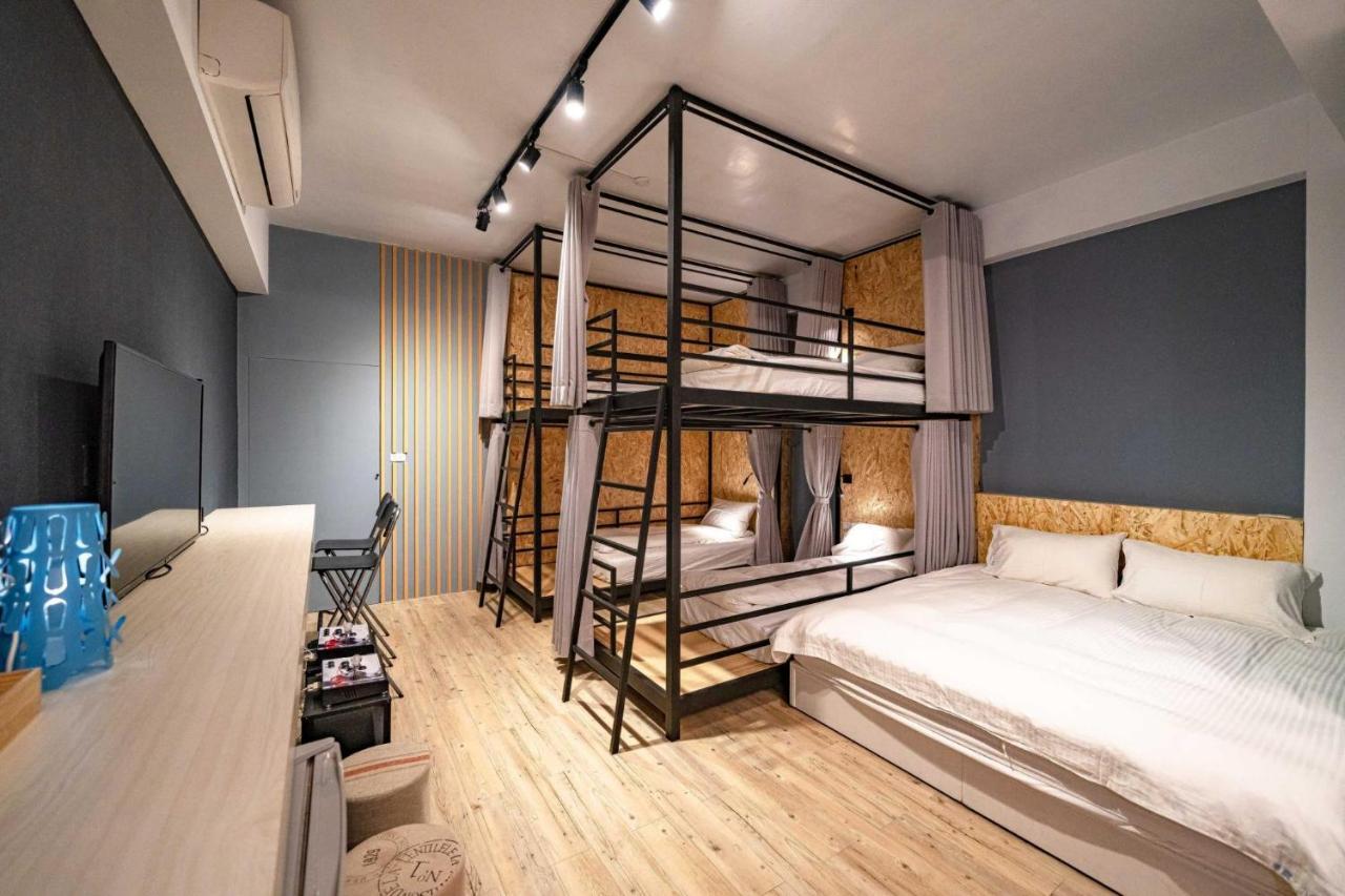 Hotel 輕森嶼 Tainan Esterno foto