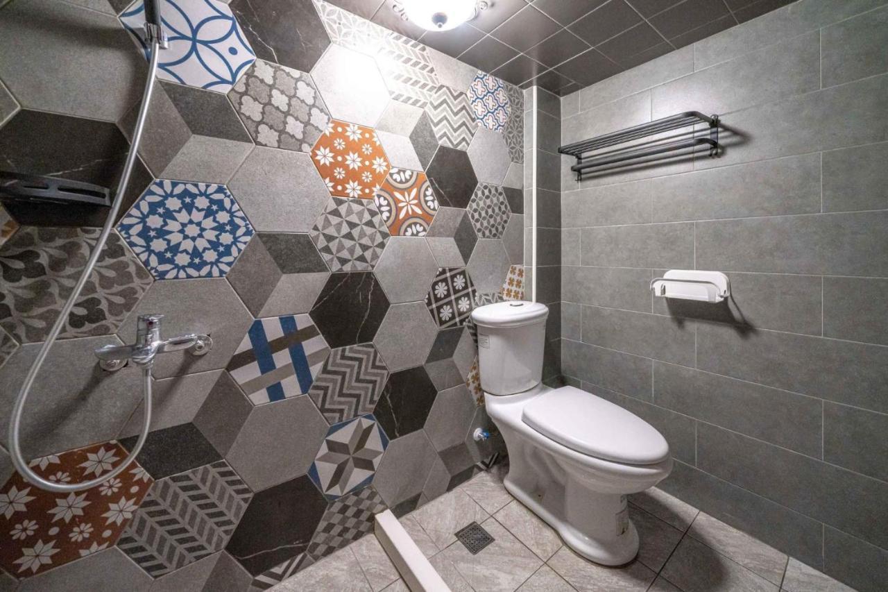 Hotel 輕森嶼 Tainan Esterno foto